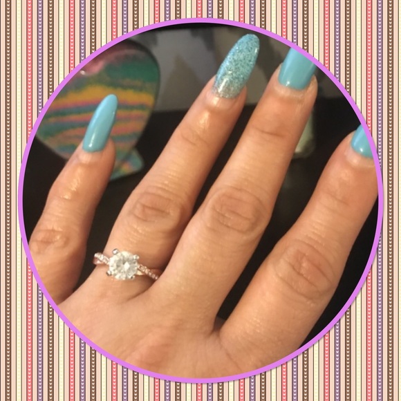 ❄️NEW❄️Two Tone Silver & Rose Gold Diamond Ring❄️ - Picture 3 of 4